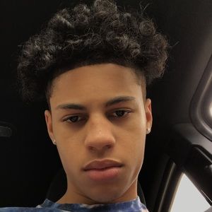 Meet your Posher, Joshua